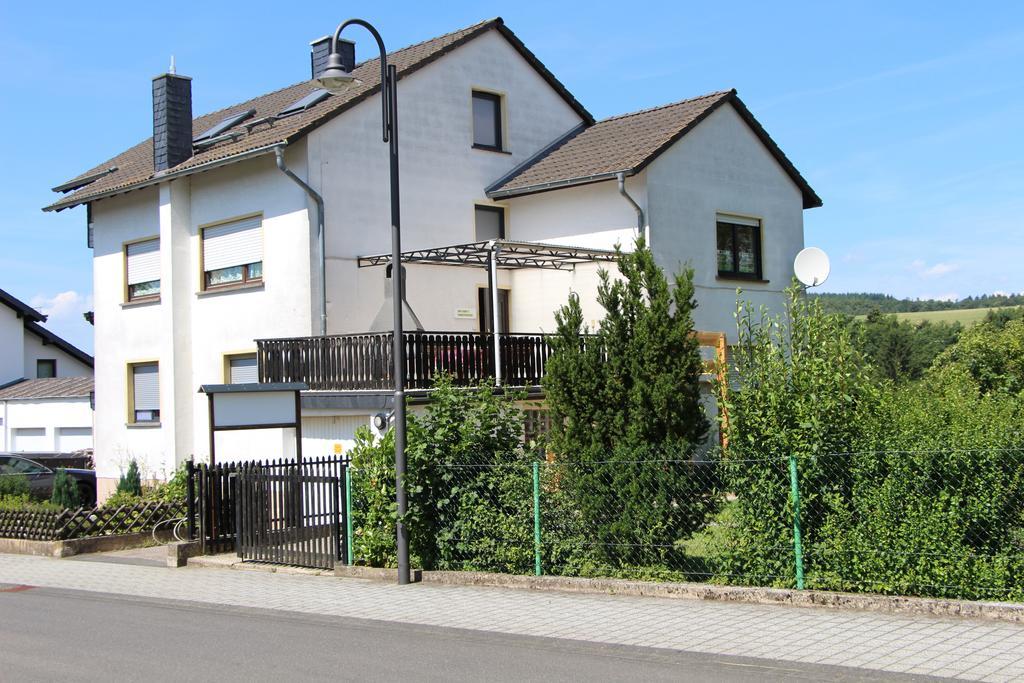 Big Ben'S Guesthouse Müllenbach Kültér fotó